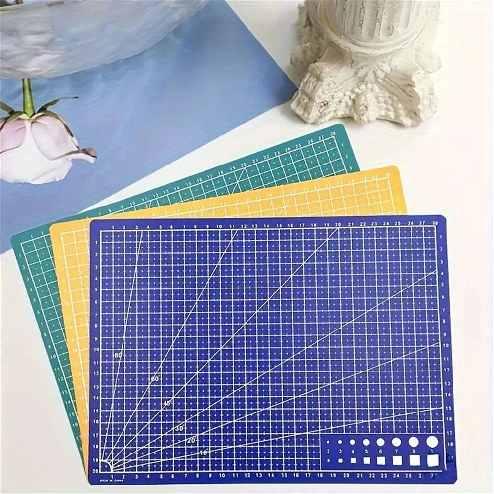 A4 Self-Healing Cutting Mat 1-Pack - Double-Sided Plastic Craft Board with Grid for Sewing, Scrapbooking & Fabric